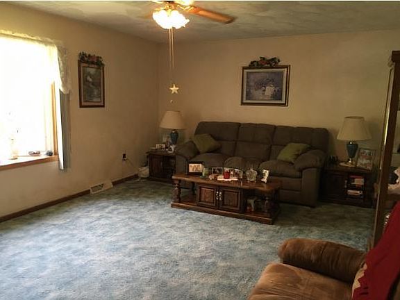 2nd image of 68 Circle Dr