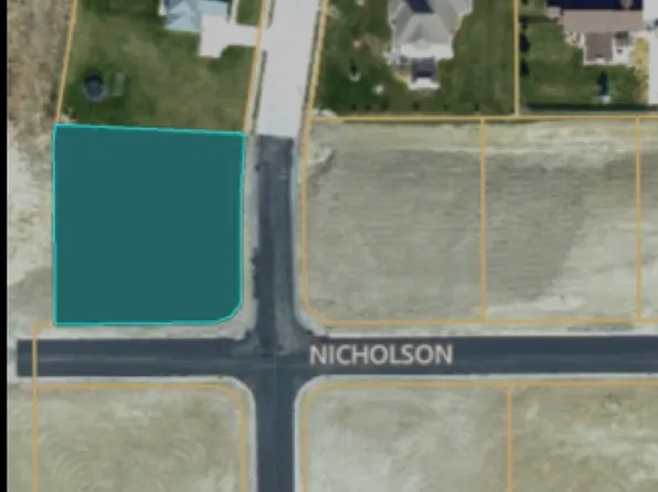225 Hudson Dr, Jackson Center, OH 45334