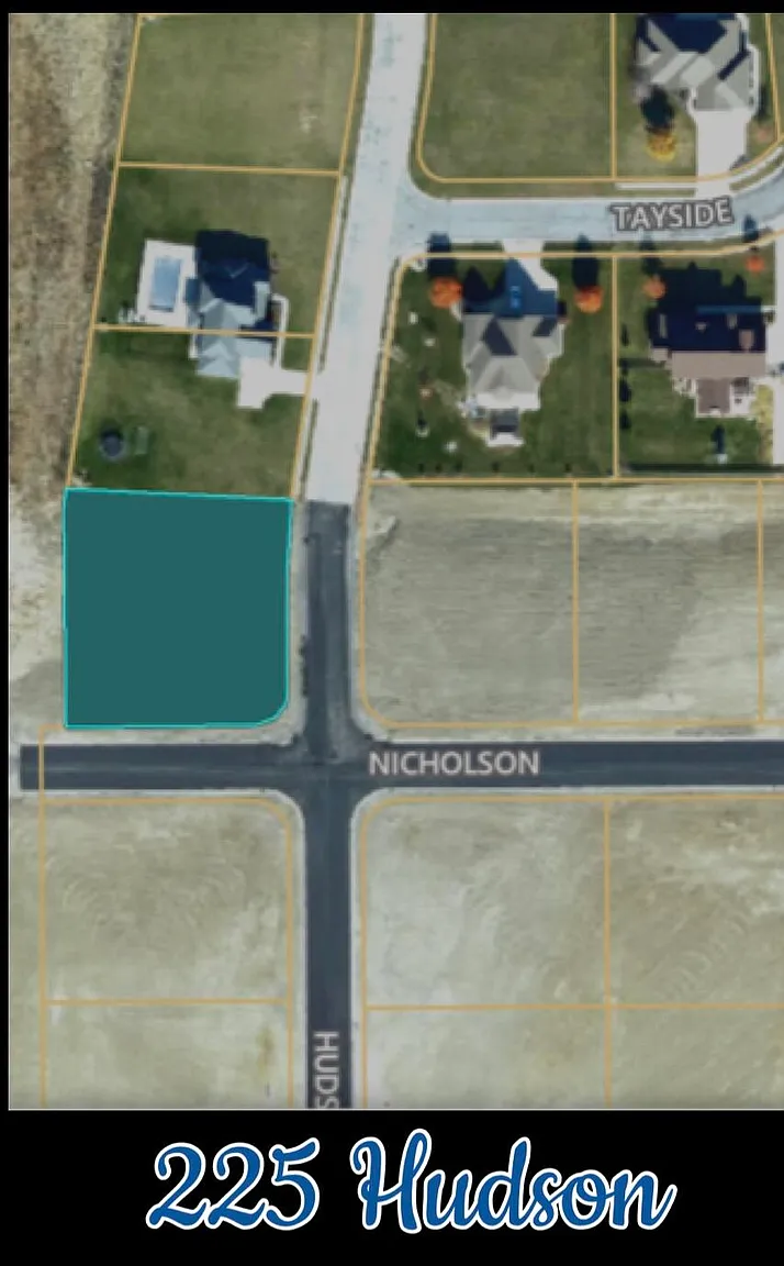 225 Hudson Dr photo 1