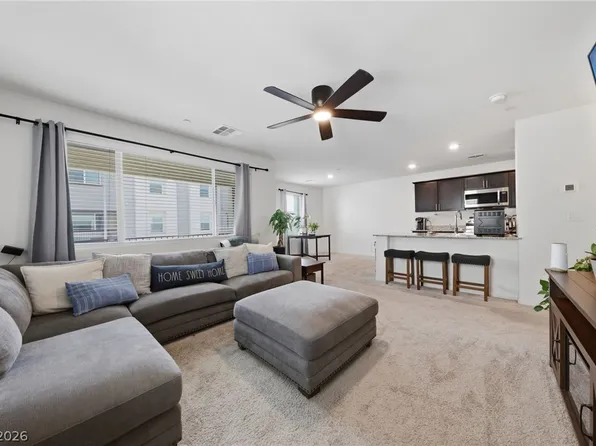 6941 Skyline Blue St, North Las Vegas, NV 89086