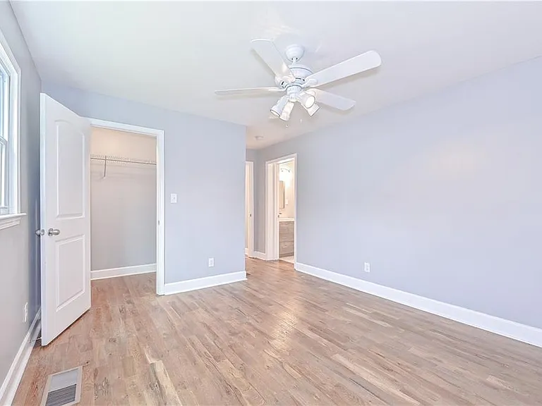 1421 Thunderwood Ct SW — Photo 8