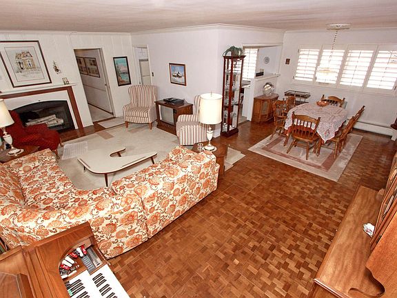 4th image of 3942 E Evans Ave #3942