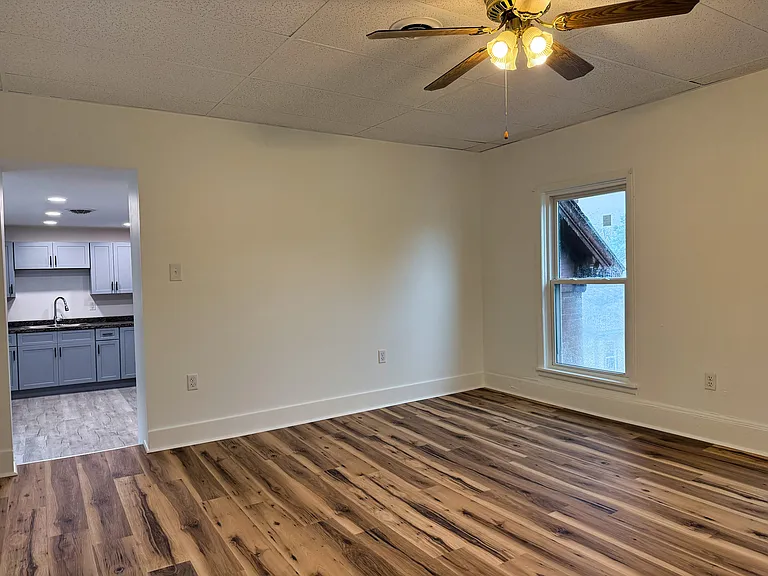 43 Hudson St #2 — Photo 7