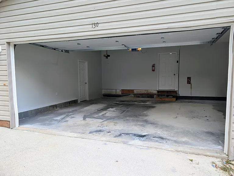 130 Hillside Dr — Photo 42
