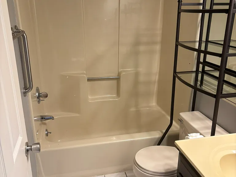 1 S Wildwood Ln — Photo 20
