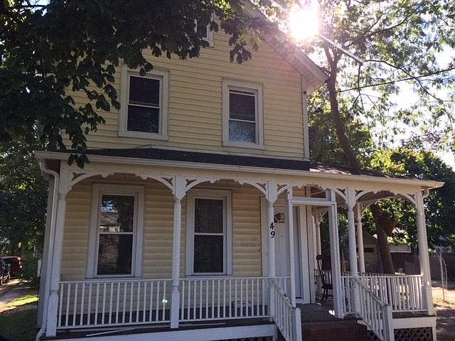 Front of rental
