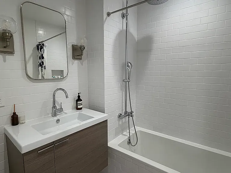532 Lorimer St #2A — Photo 7