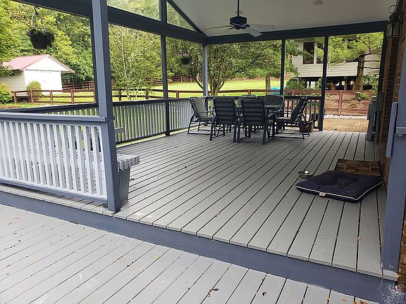 3rd image of 7193 Anderson Woods Dr
