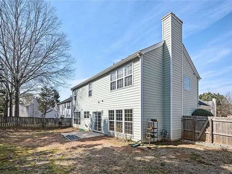 658 Glenbarrett Ct NE — Photo 28