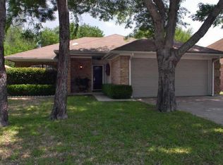 2621 Carten St, Fort Worth, TX 76112