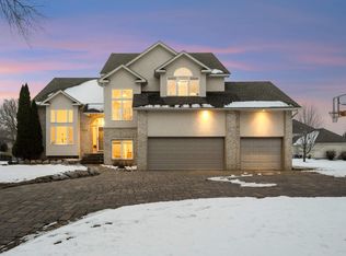 6113 Baney Ct, Minnetonka, MN 55345