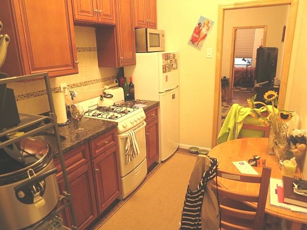 1st image of 321 E 85th St APT 1B