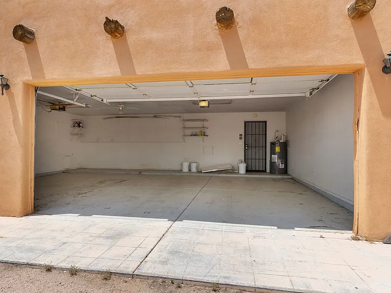 670 E Moon Vista St — Photo 12