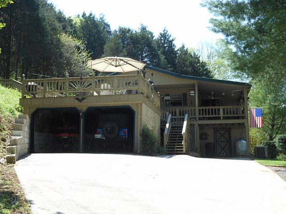 3rd image of 119 Buck Branch Ln