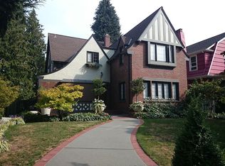 954 17th Ave E, Seattle, WA 98112