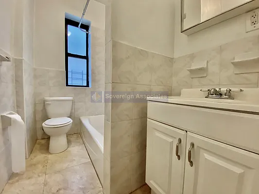 Rented by Sovereign Associates | media 2