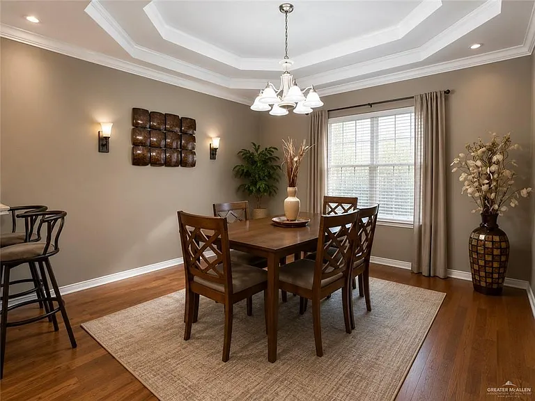 1328 Nora Dr — Photo 4