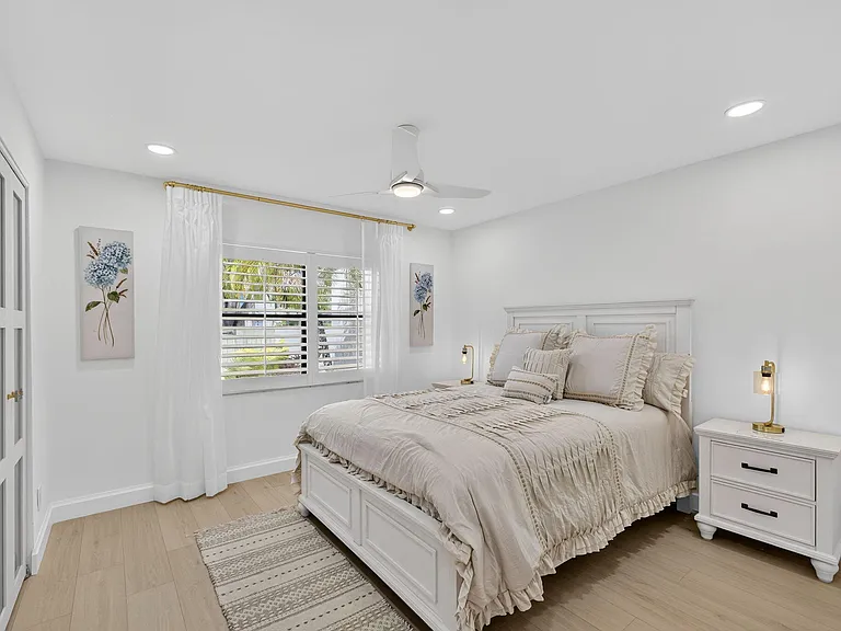 479 Prestwick Cir — Photo 37