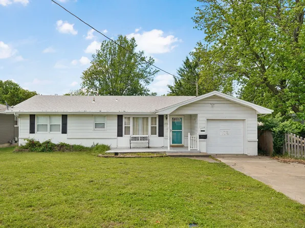 2723 N Missouri Avenue, Springfield, MO 65803