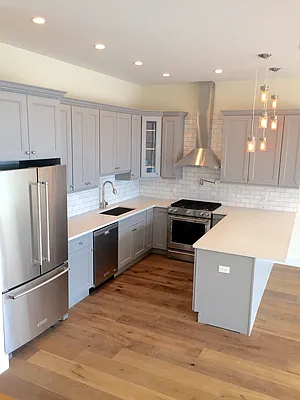 Rented by Bezell Group | media 29