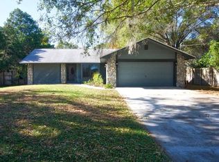 11103 Lake Shore Dr, Land O Lakes, FL 34637