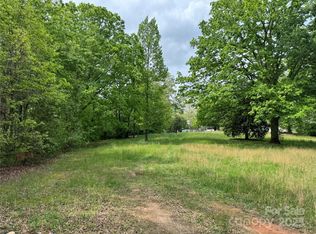 363 Shasta Ln, Lenoir, NC 28645