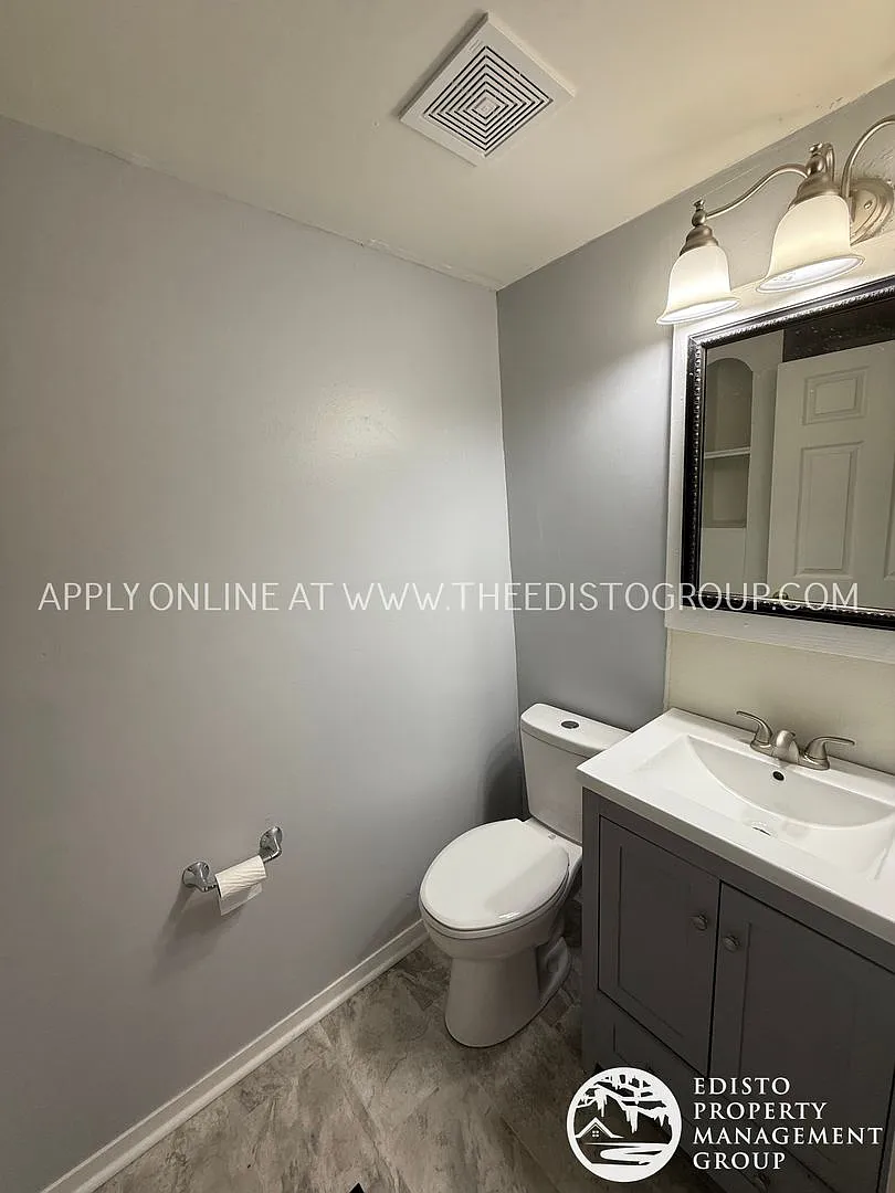 497 A - B Boulevard Street — Photo 2