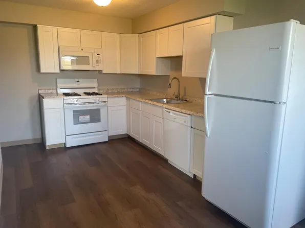 1518 Empire Rd, Wickliffe, OH 44092