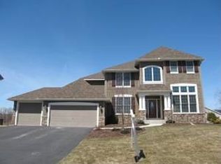 18936 Explorer Trl, Eden Prairie, MN 55347