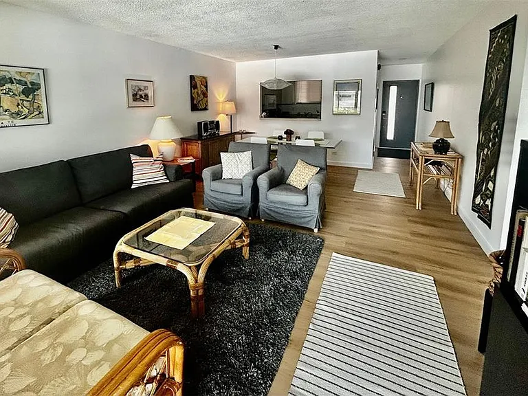 500 S Washington Dr #24B — Photo 17