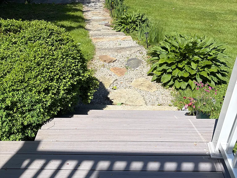 Francis Ln — Photo 12