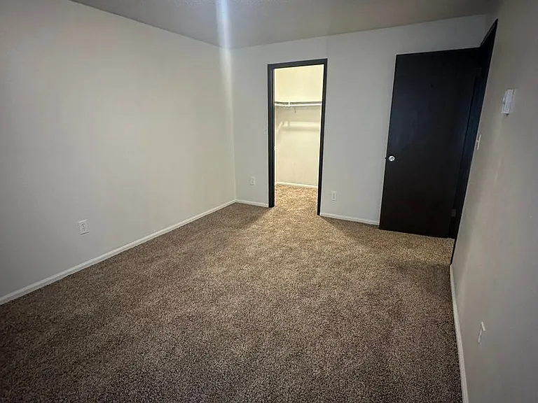 Westwood Apartments — Photo 27