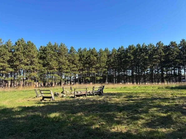 W8127 Dumke Rd, Portage, WI 53901
