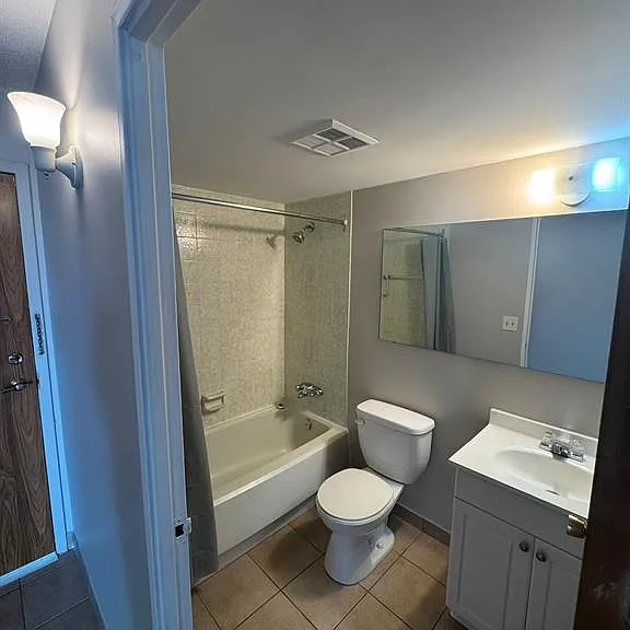 150 Park St W #2014 — Photo 13