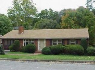 2732 Montvale Rd SW, Roanoke, VA 24015