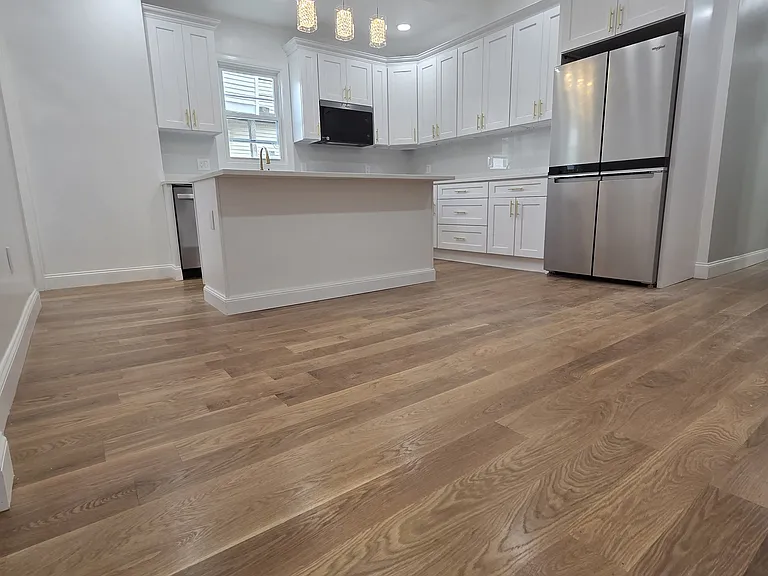 56 Pinckney St — Photo 12