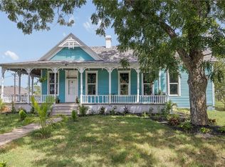 610 W Davis St, Hearne, TX 77859