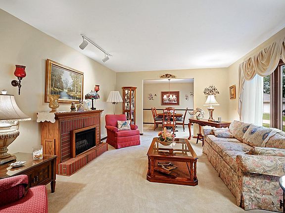 2nd image of 7943 Ponderosa Ct