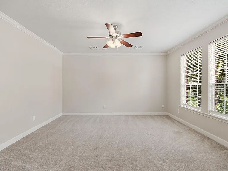 19722 Knightsridge Ln — Photo 6