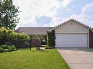 7814 Cherrybark Dr, Indianapolis, IN