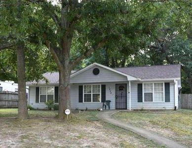 1252 Lakeview Dr NW, Conyers, GA, 30012