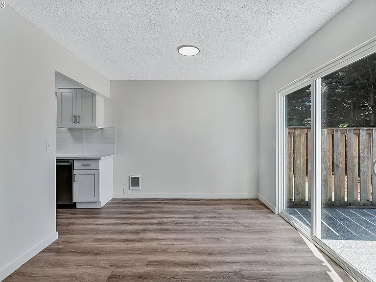 3141 SE Stott Cir #3141 — Photo 7
