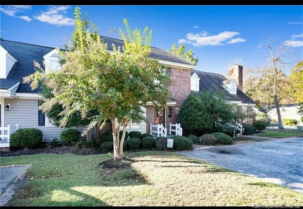 2995 Delaware Dr - 2995 Delaware Dr — Photo 3