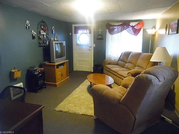 3rd image of 1603 Nichols St