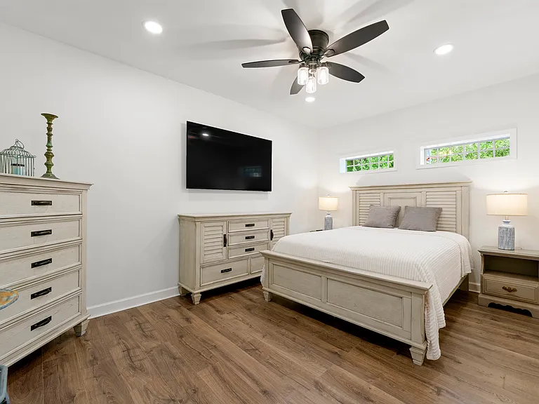4115 Tanbark Dr NE — Photo 35