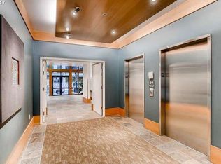 820 NW 12th Ave APT 404, Portland, OR 97209