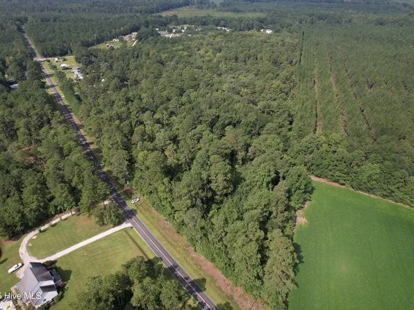 624 Dismal Road, Hallsboro, NC 28442