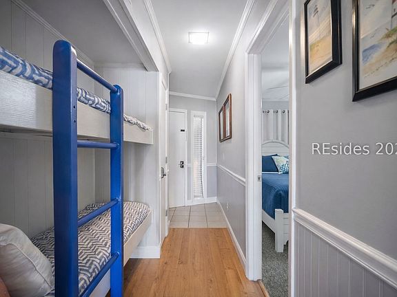 3rd image of 40 Folly Field Rd APT A214