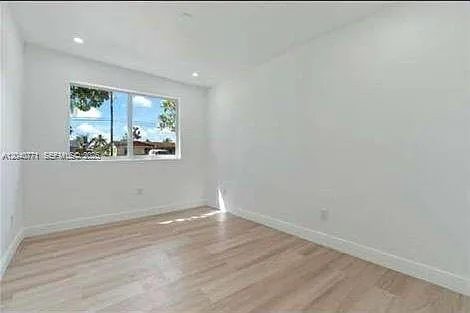 5701 SW 41st St — Photo 11