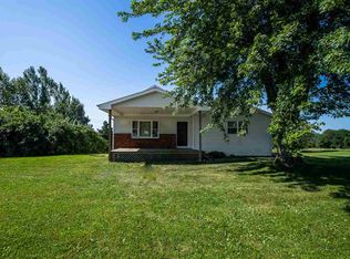1531 County Road 800 N, Eureka, IL 61530